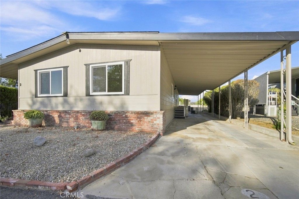 31139 S general Kearny Road 2, Temecula, CA 92591 — photo 2