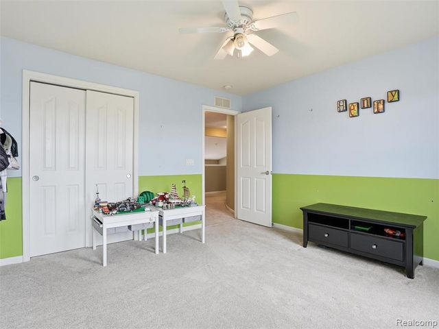3235 Woodview Circle, Lake Orion, MI 48362