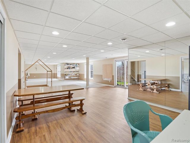 3235 Woodview Circle, Lake Orion, MI 48362