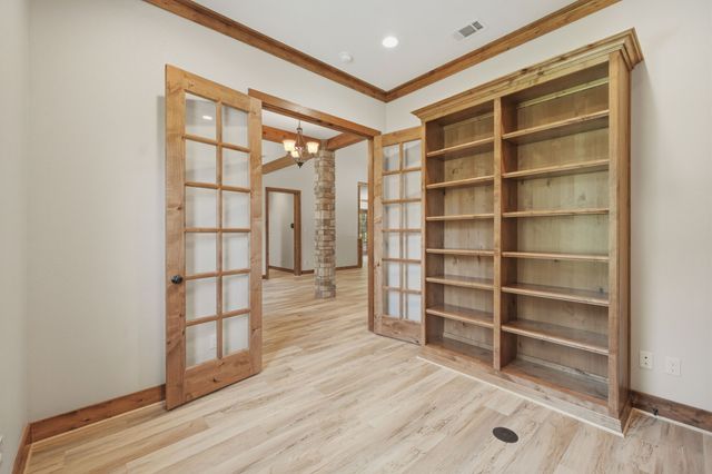 1822 Stonehaven Court, Tyler, TX 75703