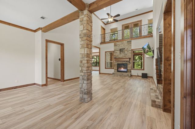 1822 Stonehaven Court, Tyler, TX 75703