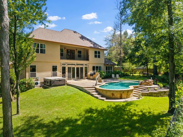 1822 Stonehaven Court, Tyler, TX 75703