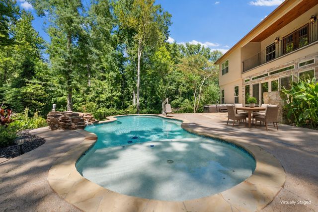 1822 Stonehaven Court, Tyler, TX 75703