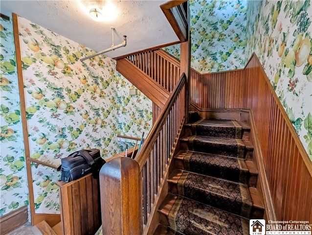 29 Whitfield Avenue, Chautauqua, NY 14722