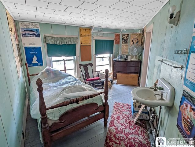 29 Whitfield Avenue, Chautauqua, NY 14722