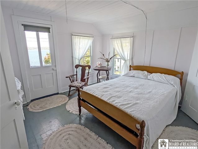 29 Whitfield Avenue, Chautauqua, NY 14722