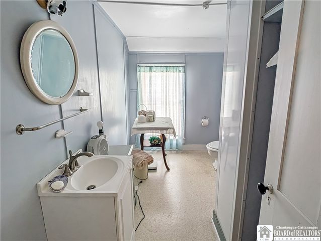 29 Whitfield Avenue, Chautauqua, NY 14722