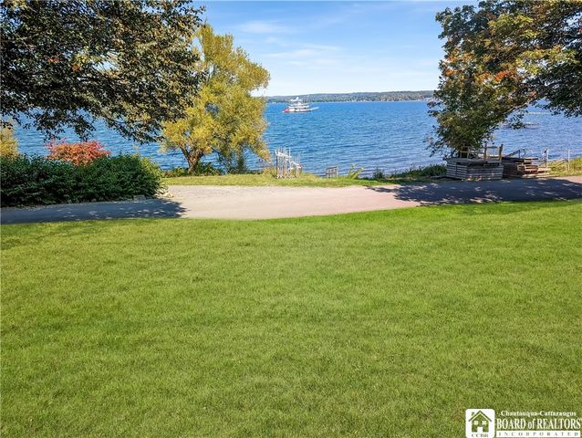 29 Whitfield Avenue, Chautauqua, NY 14722