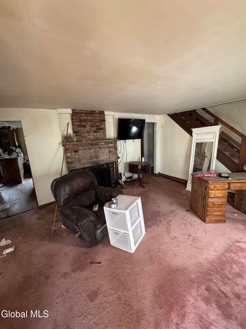 869 Bolt Road, Glenville, NY 12302