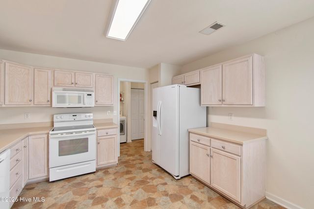 936 Wyndfall Drive SW, Sunset Beach, NC 28468