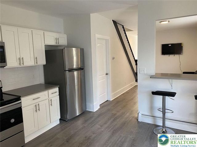 517 Thomas Street, Bethlehem City, PA 18015