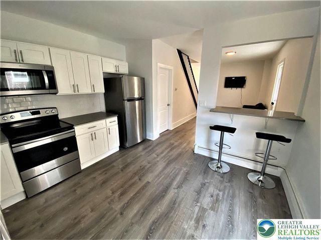 517 Thomas Street, Bethlehem City, PA 18015