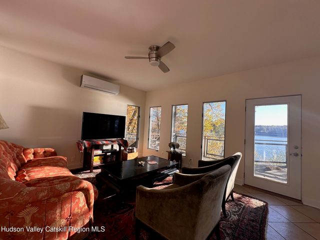 54 Deak Lane, Saugerties, NY 12477