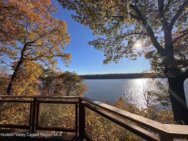 54 Deak Lane, Saugerties, NY 12477