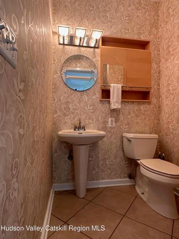 54 Deak Lane, Saugerties, NY 12477