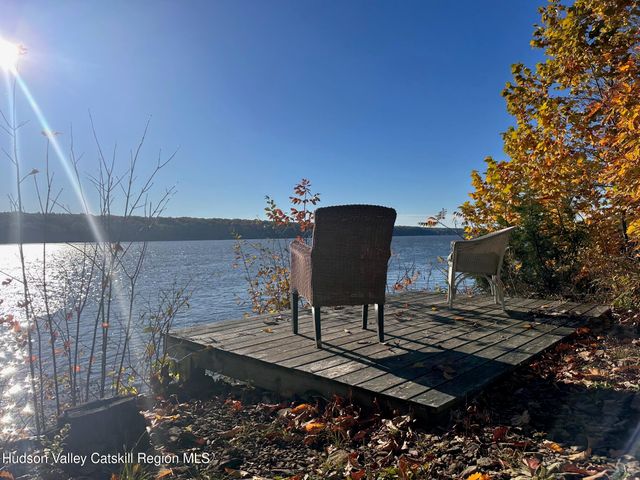 54 Deak Lane, Saugerties, NY 12477