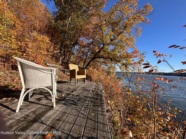 54 Deak Lane, Saugerties, NY 12477