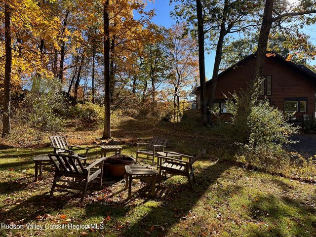 54 Deak Lane, Saugerties, NY 12477