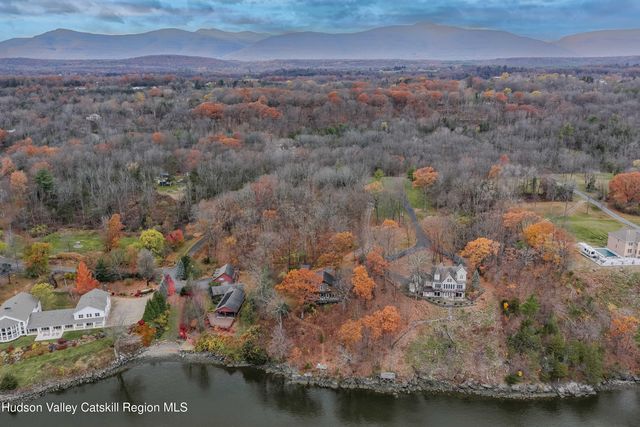 54 Deak Lane, Saugerties, NY 12477