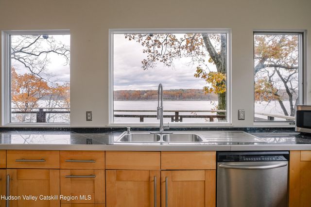 54 Deak Lane, Saugerties, NY 12477