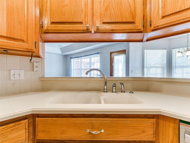 500 SE 24th Street, Newcastle, OK 73065