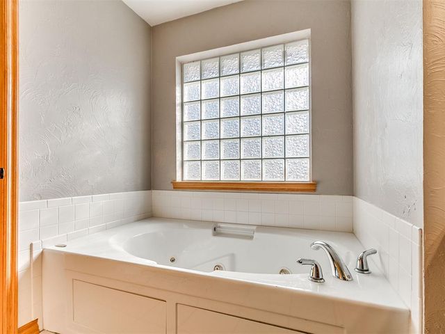 500 SE 24th Street, Newcastle, OK 73065