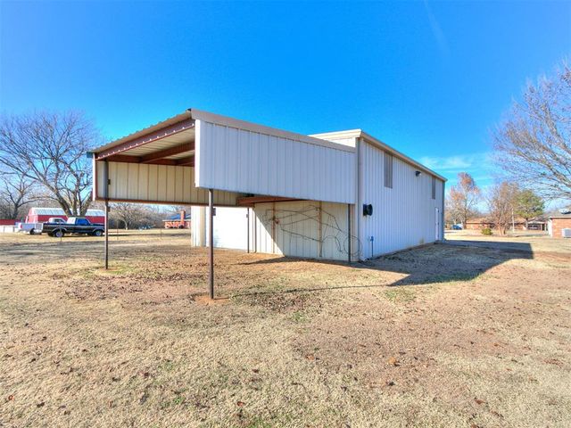 500 SE 24th Street, Newcastle, OK 73065
