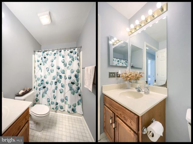 2 WHEATON DR, Littlestown, PA 17340