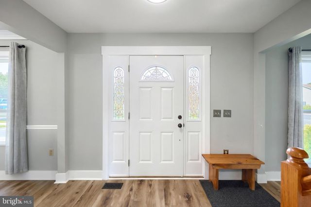2 WHEATON DR, Littlestown, PA 17340