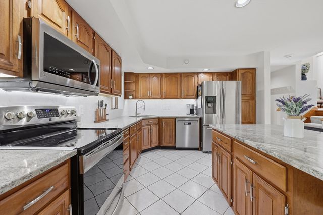 163 Gulf Street, Shrewsbury, MA 01545