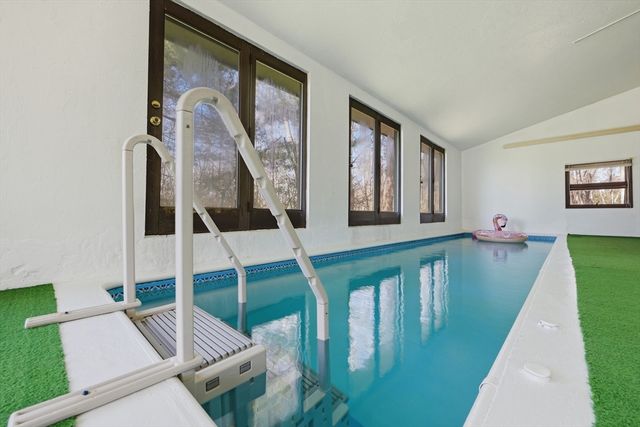 163 Gulf Street, Shrewsbury, MA 01545