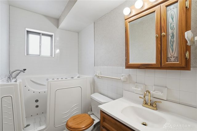 419 Falcon Drive, New Carlisle, OH 45344