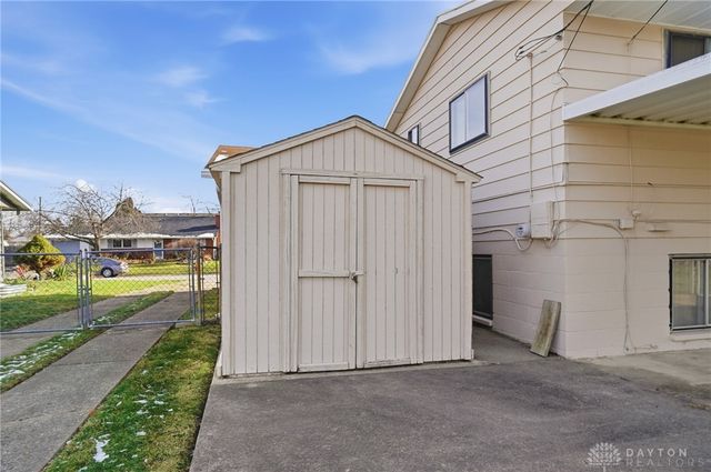 419 Falcon Drive, New Carlisle, OH 45344