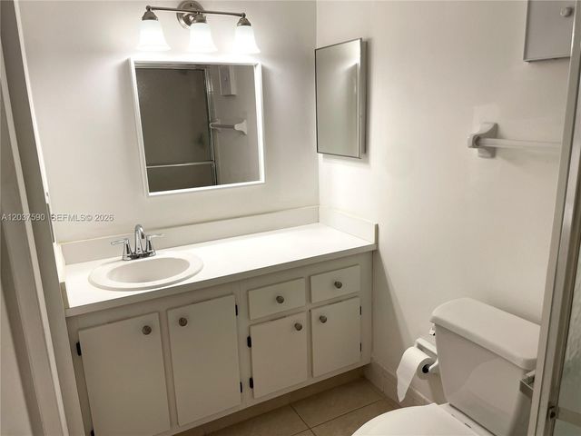 9531 Seagrape Dr 305, Davie, FL 33324
