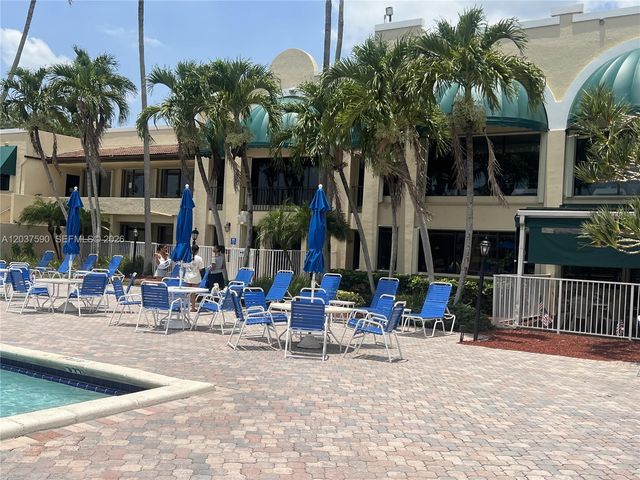 9531 Seagrape Dr 305, Davie, FL 33324