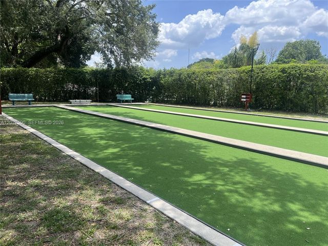 9531 Seagrape Dr 305, Davie, FL 33324