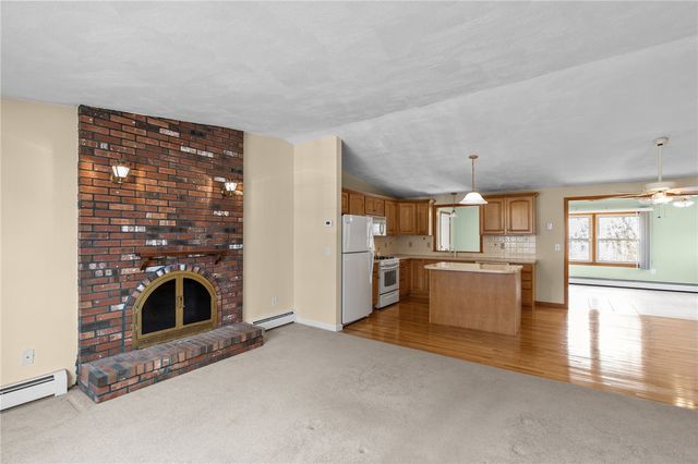8 Joyce Drive, North Providence, RI 02911