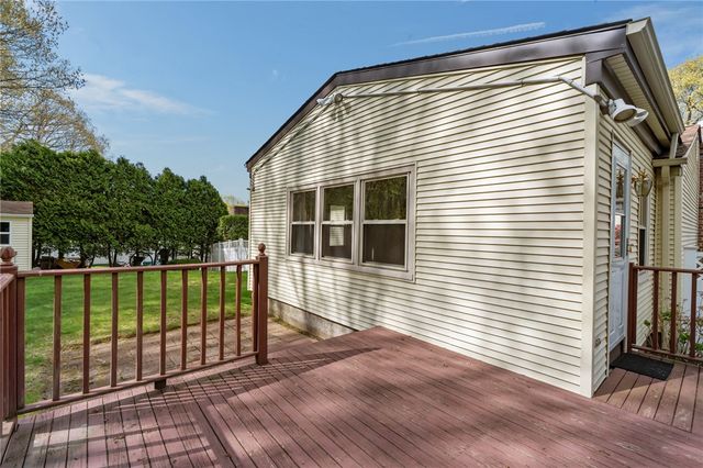 8 Joyce Drive, North Providence, RI 02911