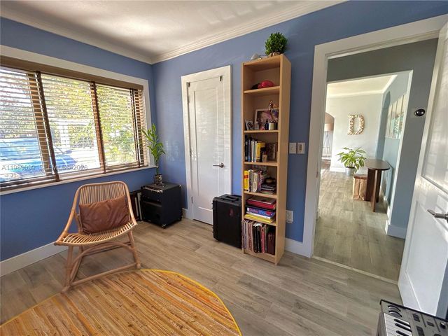 1175 NE 131st St, North Miami, FL 33161