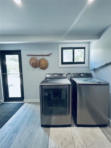 1175 NE 131st St, North Miami, FL 33161