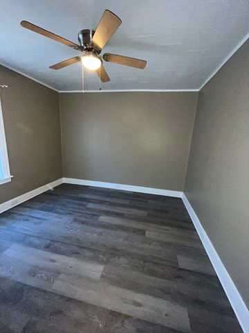 8 Camp St 1, Worcester, MA 01603