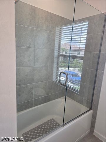 1437 Weeping Willow CT, Cape Coral, FL 33909