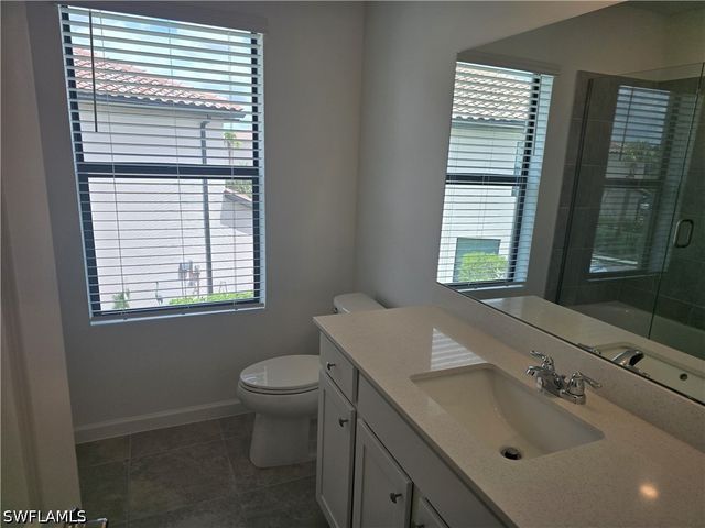 1437 Weeping Willow CT, Cape Coral, FL 33909