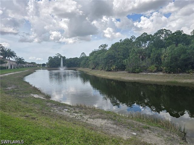 1437 Weeping Willow CT, Cape Coral, FL 33909