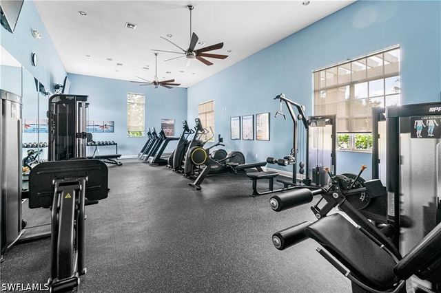 1437 Weeping Willow CT, Cape Coral, FL 33909
