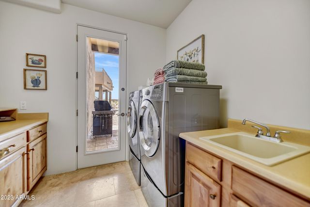 10989 E TAOS Drive, Scottsdale, AZ 85262