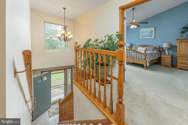 563 CROW POND RD, Pittsgrove, NJ 08318