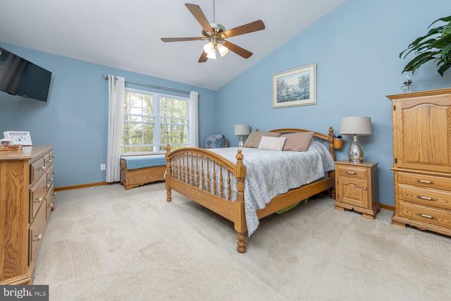 563 CROW POND RD, Pittsgrove, NJ 08318