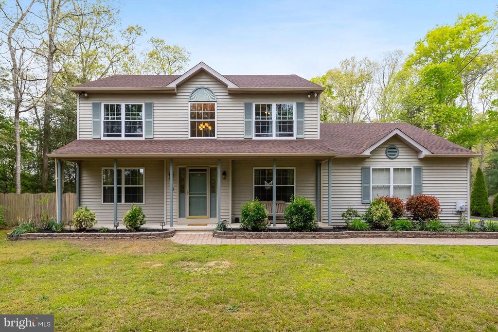563 CROW POND RD, Pittsgrove, NJ 08318