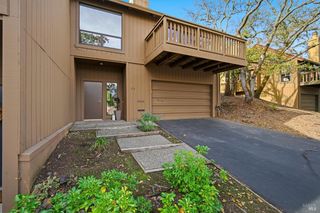 28 Oak Forest Pl, Santa Rosa, CA 95409